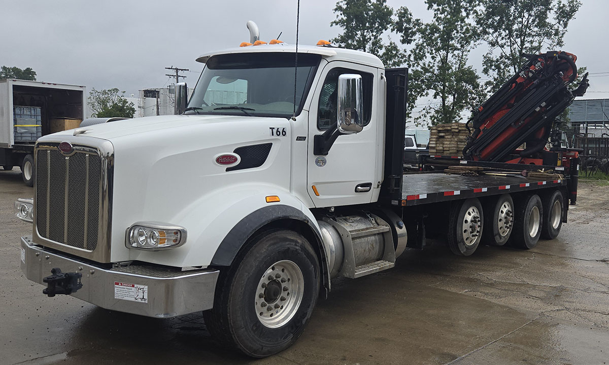 1 - Palfinger 33002 EH Crane (2016/2017)